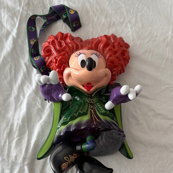 Hocus Pocus Minnie Mouse Sipper